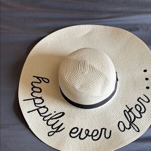 Beige Sun Hat with Black Script